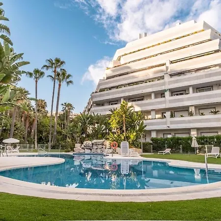 Apartment 1st Line Exclusive In Heart Of The Golden Mile Marbella